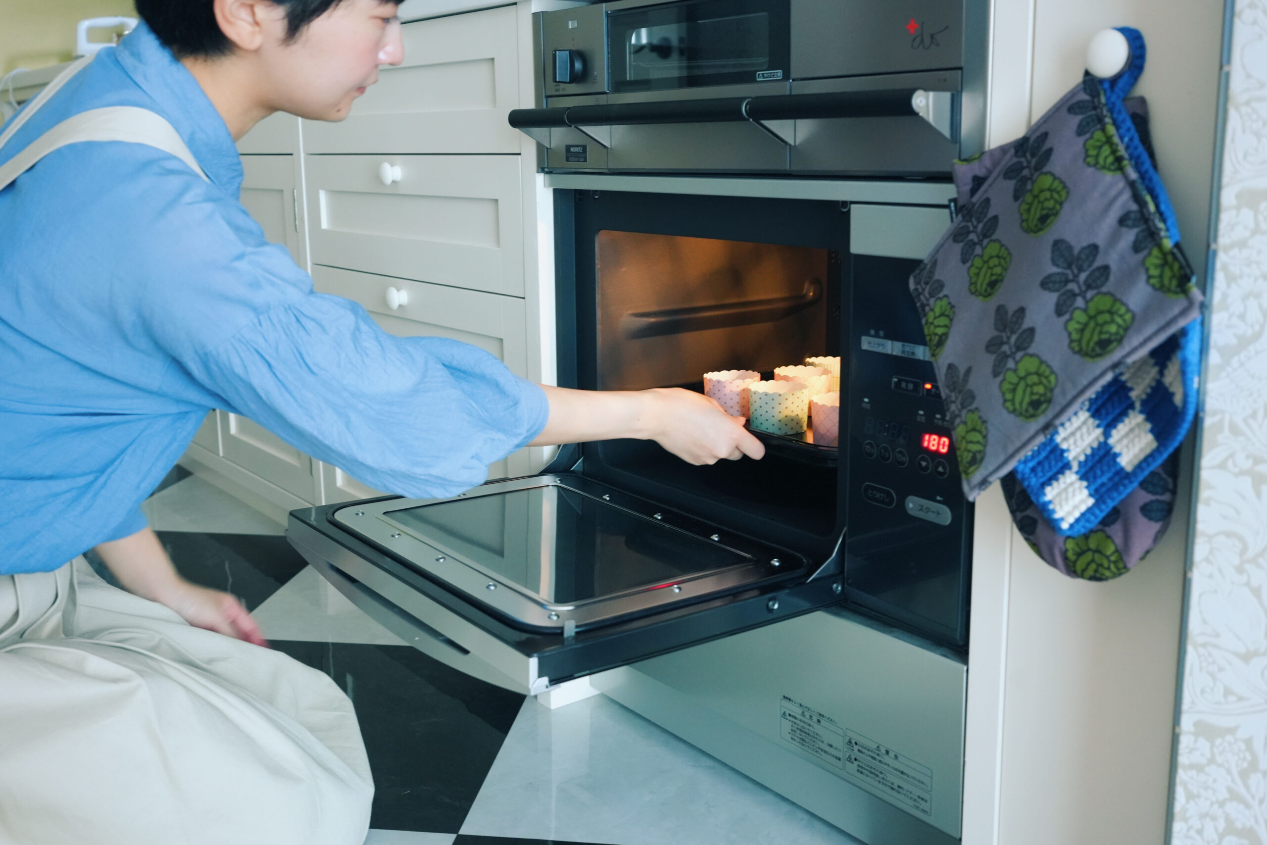 予熱したオーブンで焼く